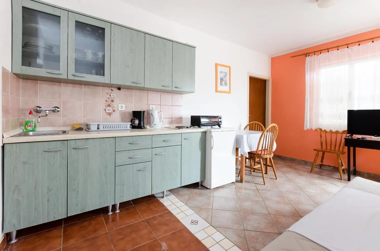 Apartments Sime Lopar