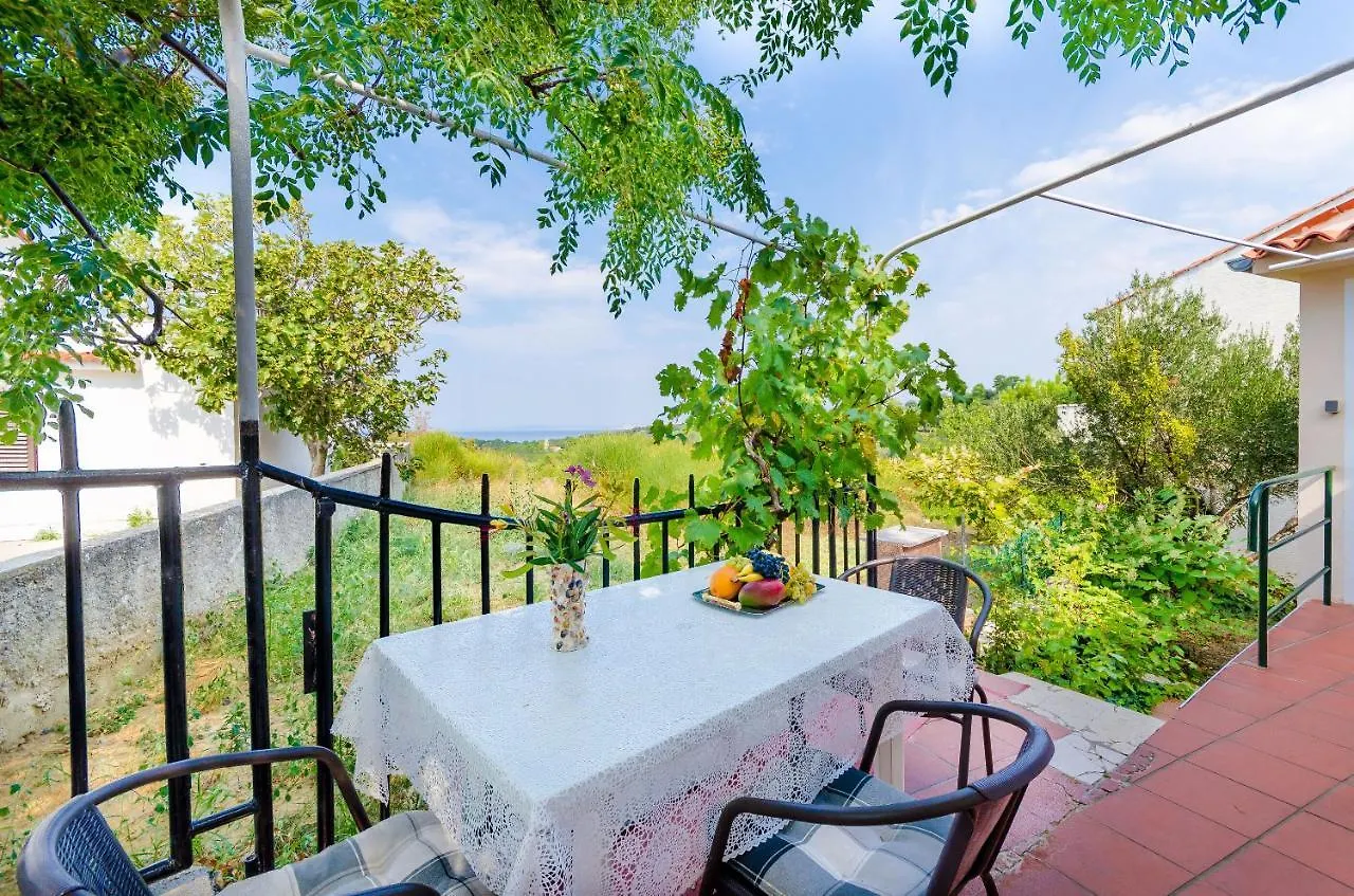 Apartments Sime Lopar