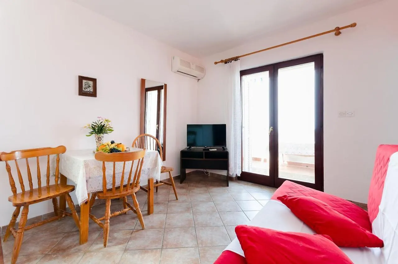 Apartments Sime Lopar