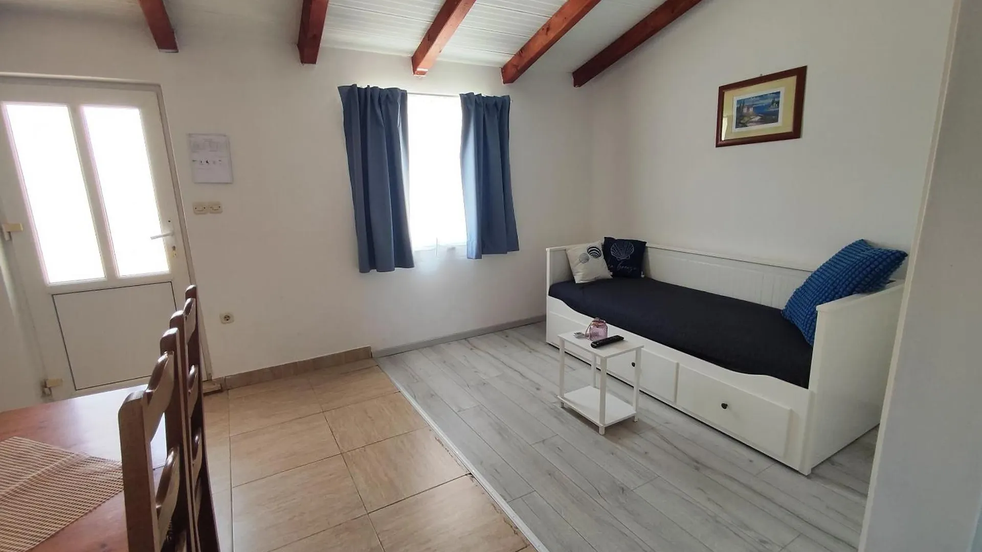Apartments Sime Lopar 0*,  Croatia
